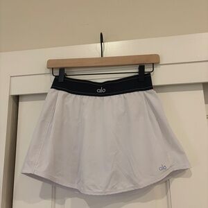 ALO Yoga Match Point Tennis Skirt - Size Small - White